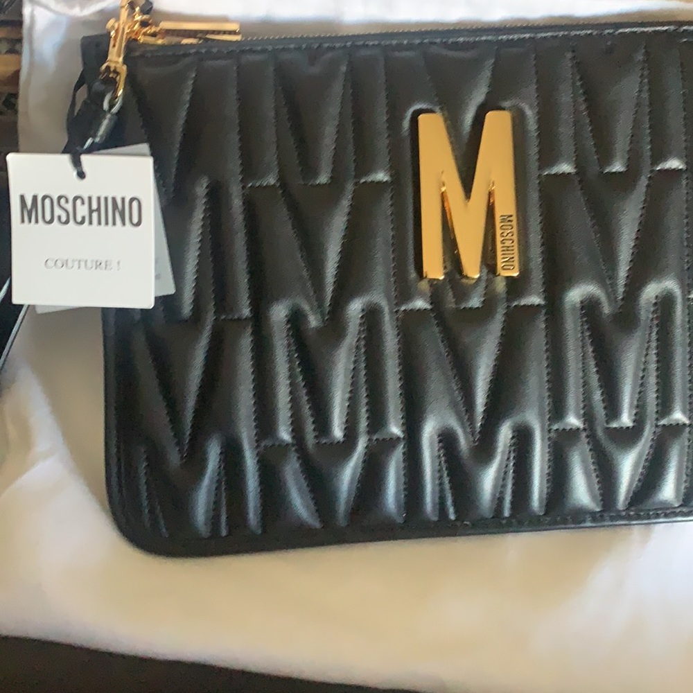 New Moschino QUILTED MONOGRAM CLUTCH LEATHER 11.5”X 8”New with tag made in Italy - Picture 7 of 12